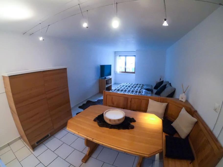 Private Apartment With Parking Spot In The Center Flims Exterior foto