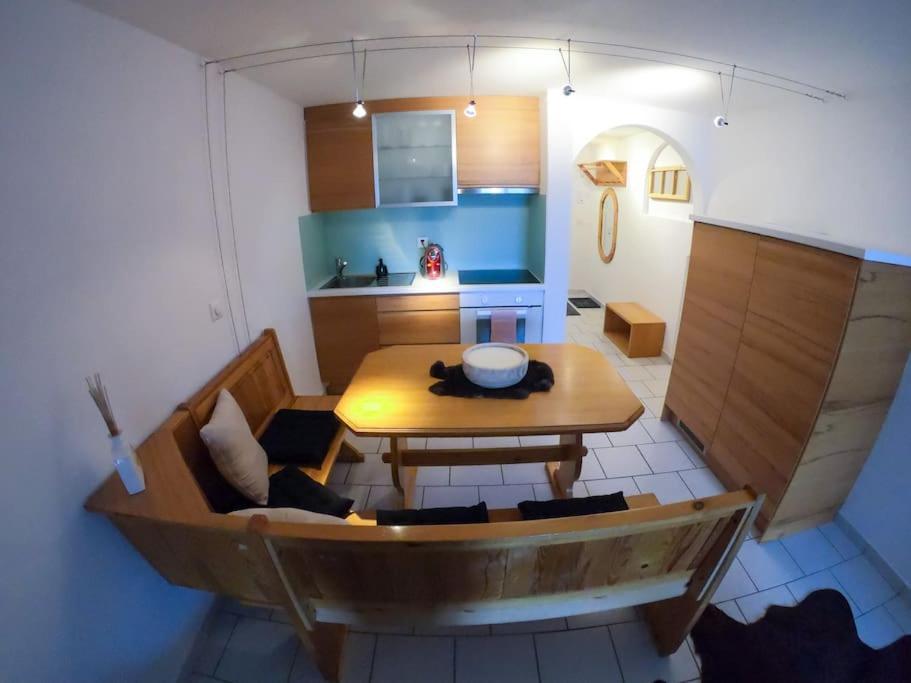 Private Apartment With Parking Spot In The Center Flims Exterior foto